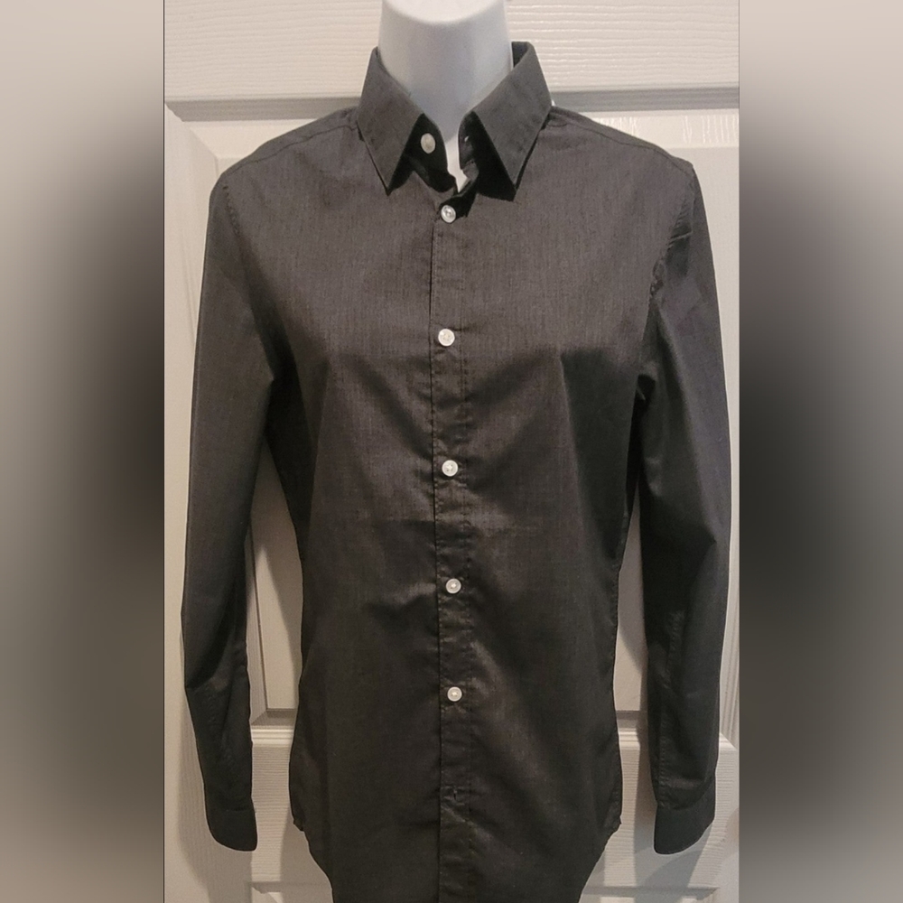 H & M Dark Charcoal Grey Long Sleeve Easy Iron Shirt Size XS